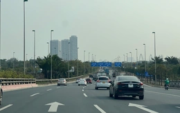 Hà Nội rào chắn một phần mặt đường Võ Nguyên Giáp gần 3 tháng để thi công, sửa chữa