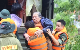 Mưa lũ miền Trung