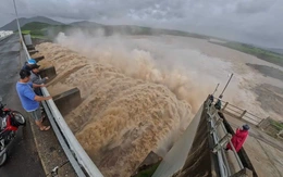 Mưa lũ miền Trung