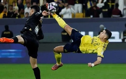 Ronaldo khiến mạng xã hội ‘dậy sóng’ với pha ghi bàn siêu phẩm