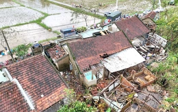 Nhiệm vụ cấp bách, sửa nhà cho dân bị hư hại sau lũ