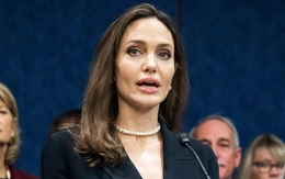 Angelina Jolie bị chỉ trích vì chuyến thăm Ukraine ồn ào