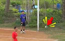 Thủ môn báo hại đội nhà thủng lưới theo cách không ai ngờ