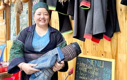 Không còn cảnh chờ khách du lịch, người phụ nữ Mông giúp cả bản đổi đời nhờ chuyển đổi số