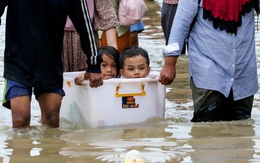 Lũ lụt khiến 303 người chết tại Indonesia, 162 người chết ở Thái Lan