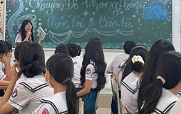 Học sinh TP.HCM rơi nước mắt trong tiết học về thiên tai, tự quyên góp giúp đồng bào vùng lũ