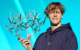 Sinner vô địch Paris Masters, giành lại vị trí số 1 thế giới