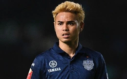 Thái Lan bất ngờ gọi 'vua cùi chỏ' trở lại đội tuyển