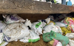 Sạt lở đe dọa 500 nhà dân ven sông Thu Bồn, Đà Nẵng yêu cầu tăng quân từ Sư đoàn 315 gia cố khẩn