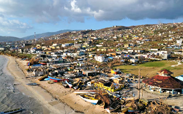 Vì sao siêu bão Melissa có thể 'nuốt trọn' gần 1/3 GDP của Jamaica?