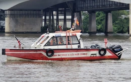 Phát hiện thi thể trên sông ở Thanh Đa, nghi là tài xế taxi dùng dao tự sát thương trên cầu Sài Gòn