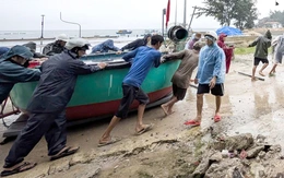 Dốc toàn lực chống bão Kalmaegi