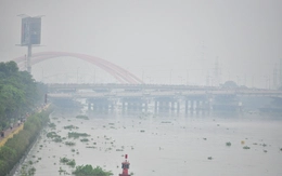 Sáng nay TP.HCM sương mù mờ mịt