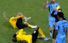 Cầu thủ 'ăn vạ', tố trọng tài đánh mình