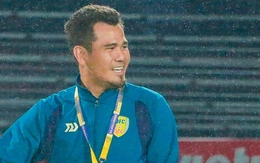 Phan Thanh Bình làm trợ lý, CLB Đồng Tháp 'thay tướng'