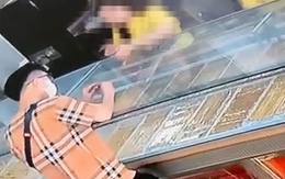 Camera ghi cảnh cướp giật nhẫn vàng 140 triệu tại TP.HCM, 2 nghi phạm đã bị bắt