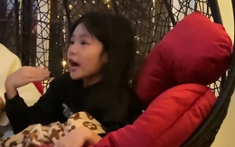 Bé gái phản biện với cô về bài văn miêu tả bố