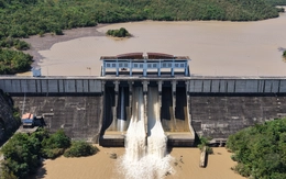 Flycam hai hồ thủy lợi Sông Quao, Lòng Sông vùng Bình Thuận cũ từng xả lũ kỷ lục