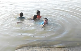 Chỉ 30% học sinh biết bơi, trẻ em vùng sông nước cũng không biết bơi, sao giảm đuối nước thương tâm?