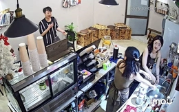 Nữ nhân viên hú hồn khi thấy khách vào quán