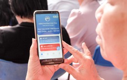 Không cần xếp hàng, người dân phường Phú Thọ, TP.HCM đặt lịch làm thủ tục trên Zalo