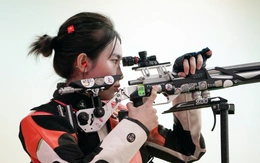 Xạ thủ xinh đẹp Mộng Tuyền lấy trọn bộ 3 màu huy chương ở SEA Games 33