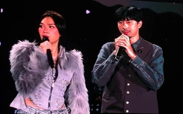 Đen Vâu rưng rưng nước mắt, xin lỗi Mỹ Tâm trước 40.000 khán giả