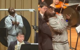 Khán giả thích thú khi được mời lên tham gia dàn nhạc giao hưởng