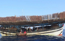 Tàu cá Đà Nẵng chở 55 thuyền viên bị cháy, chìm trên biển, nhiều tàu đang cứu hộ