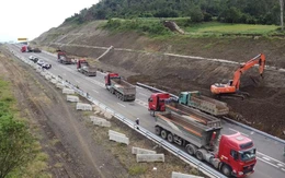 Khẩn trương khắc phục đứt gãy ở cao tốc Chí Thạnh - Vân Phong để kịp thông xe ngày 19-12