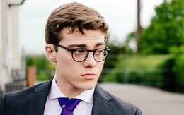 Diễn viên Blake Mitchell đột ngột qua đời vì tai nạn mô tô