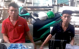 Công an TP.HCM bắt 2 kẻ dùng dao uy hiếp phụ nữ, cướp giỏ xách