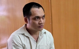 Mâu thuẫn trong quán 'hát với nhau', thanh niên chém đối thủ, đâm chết người can ngăn