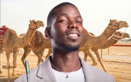 Paul Pogba bị chỉ trích vì đầu tư đua lạc đà