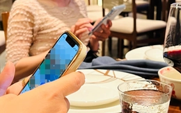 Giờ ăn, giờ ngủ cũng thấp thỏm vì tin nhắn trong nhóm chat, không còn ghét thứ Hai mà ghét Chủ nhật