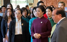 Phu nhân Ngô Phương Ly dự khai mạc Tuần phim Việt Nam tại Lào, với 6 phim trình chiếu