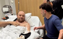 Người hùng ngăn xả súng ở Úc nhận tấm séc quyên góp hơn 1,6 triệu USD