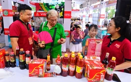 Phở Việt và 'người bạn' gia vị cùng ra thế giới