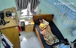 Ngủ đến 12h chưa dậy, bố mở ngay bài nhạc đúng y hoàn cảnh