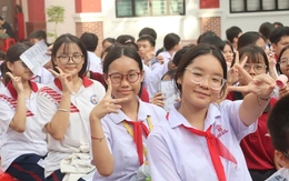 Quy định HS lớp 8 dậy từ 5h sáng, phạt tiền: Rèn thói quen ngủ sớm dậy sớm là tốt?