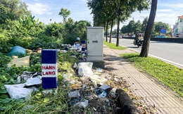 Phường Thủ Đức nói gì khi rác thải dày đặc dọc đường Phạm Văn Đồng?