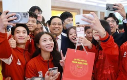 Thủ tướng gặp mặt, biểu dương 91 học sinh Việt Nam giành giải quốc tế