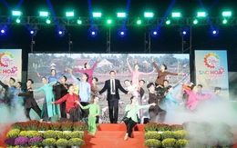 Người dân xúc động xem show thực cảnh tái hiện làng hoa Sa Đéc trăm năm tuổi