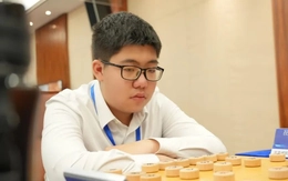Kỳ thủ 17 tuổi vươn lên đứng đầu làng cờ tướng đỉnh cao