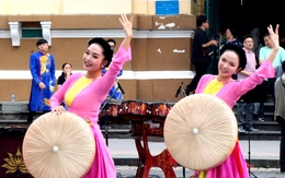 Nếu máy có thể sáng tạo, vậy con người khác gì?