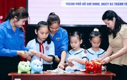 Hơn 210 tỉ đồng từ TP.HCM đã chuyển về các tỉnh miền Trung khắc phục bão lũ