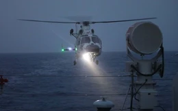 Trung Quốc công bố video drone bay trên tòa nhà biểu tượng của Đài Loan