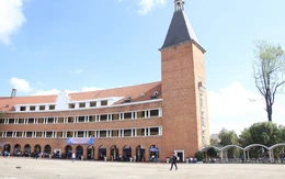 Kỳ họp thứ 10 Quốc hội khóa XV