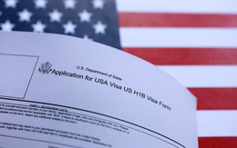Mỹ siết rà soát visa H-1B, kiểm tra lý lịch và hành vi 'hạn chế tự do ngôn luận'