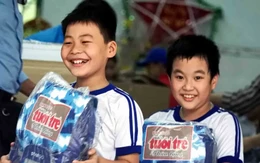 Cùng Tuổi Trẻ cứu trợ đồng bào lũ lụt miền Trung